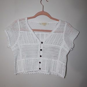 White cropped crochet textured top